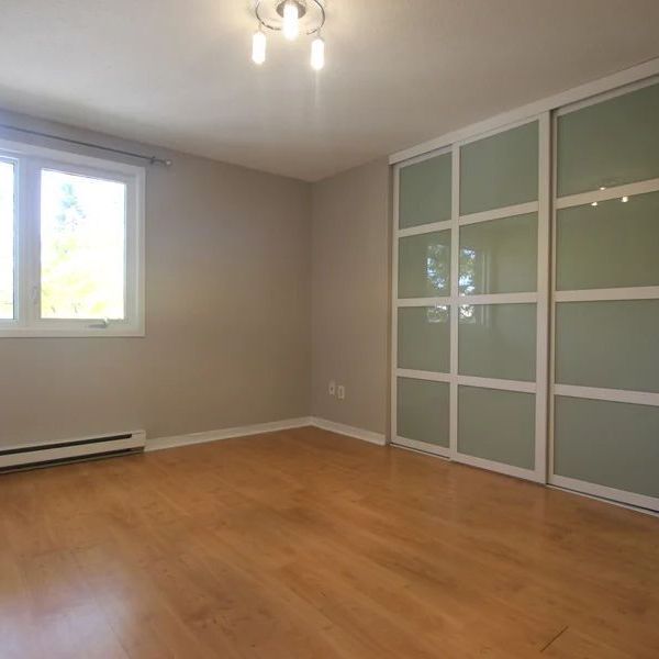 For Lease - 37 Robinson Avenue Unit# F, Lower Town - Sandy Hill, Ontario - Photo 1