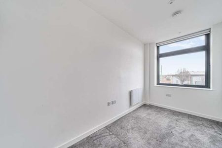 London Road, Staines-upon-thames, TW18 - Photo 5