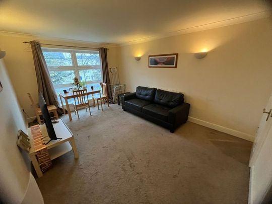 2 Bedroom - Ordnance Road, Southampton - Photo 1