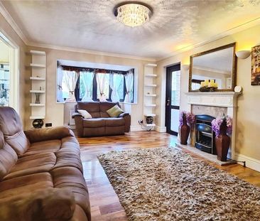 4 bedroom detached house to rent - Photo 1