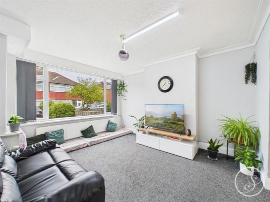 3 bedroom semi-detached house to rent - Photo 1