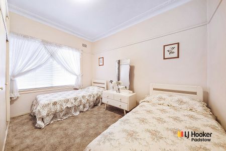 Comfortable 3-Bedroom Home in Quiet Padstow Location - Photo 3