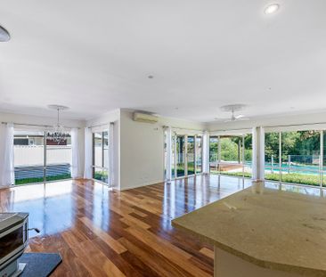 28 Friarbird Crescent, - Photo 2