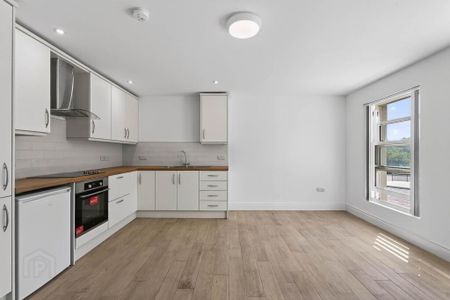 53 Bridge Street, Lisburn, BT28 1XZ - Photo 3
