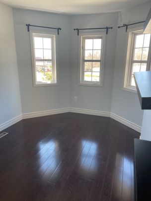 For Lease - 9031 Yonge Street, Richmond Hill, Ontario - Photo 1