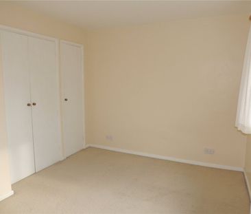 2 Bed Maisonette, Engadine Close, CR0 - Photo 3