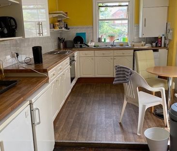 Room in a Shared House, Lorne Street, RG1 - Photo 2