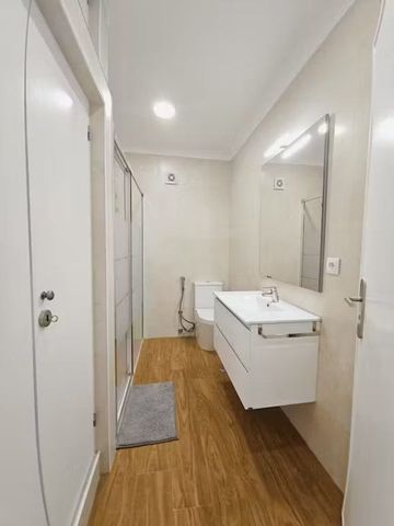 Praceta Gomercindo Carvalho, Almada, Setúbal Municipality 2805-155 - Photo 2