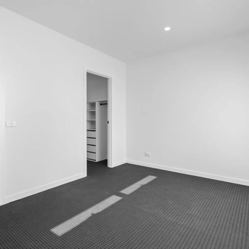 Unit 1/38 Merrilands Road, - Photo 1