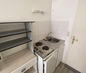 Location Appartement 1 pièce 14m² ANGERS 49100 - Photo 4