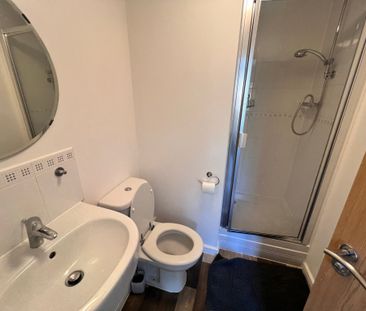 Churchbeck Chase, Radcliffe - Photo 5