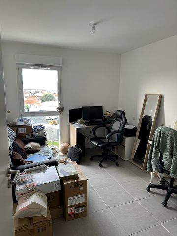 Location Appartement 3 pièces 62m² LA ROCHELLE 17000 - Photo 3