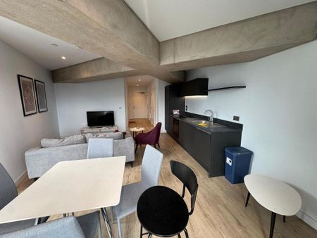 2 bedroom apartment to rent - Photo 2