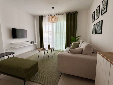Middle Floor Apartment in Fuengirola - Photo 4