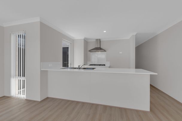 Three Bedroom Home in Lakelands - Photo 1