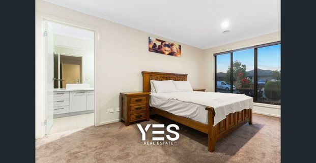 Modern Family Home in a Prime Location! - Photo 1