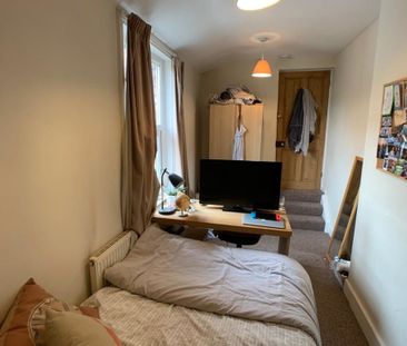 Nunthorpe Road, South Bank - P2011 - Photo 5