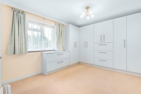 Shoppenhangers Road, MAIDENHEAD - Photo 5