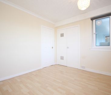 Raebog Crescent, Airdrie, ML6 - Photo 3