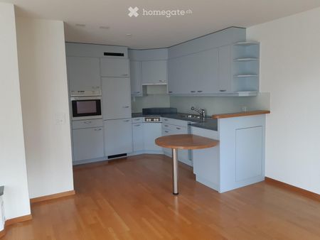 Schöne und ruhige 2 1/2-Zimmer Wohnung im Zentrum von Uster - mit Blick auf Aabach und Schloss - Photo 3