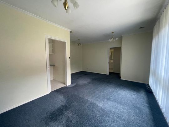 2/105 Kangaroo Road, Hughesdale VIC 3166 - Apartment For Rent | Domain - Photo 1