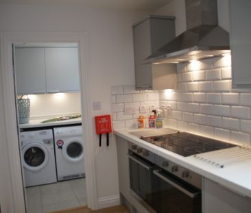 Warwick Close - Photo 5