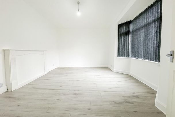 1 Bedroom Flat To Let - HP11 - Photo 1