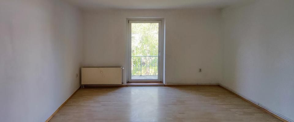 5 ZKB mit Balkon im 1.OG eines Mehrfamilienhauses mit 2x Bad - Foto 1