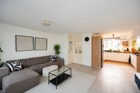 Huis te huur: Bob Marleystraat 16 1311 JE Almere - Photo 4