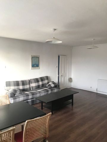 2 Bed Flat, Erpingham Road, SW15 - Photo 3