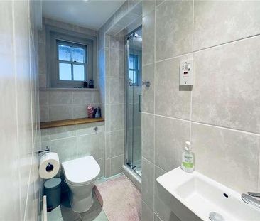 London End, Beaconsfield, Buckinghamshire, HP9 - Photo 6