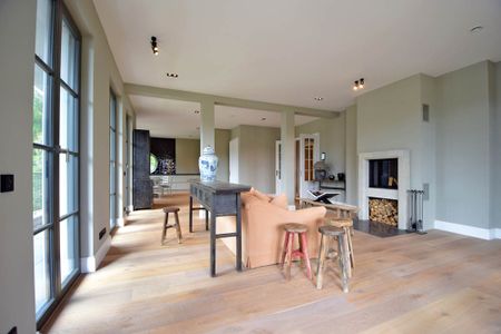 Zur Miete: Loftartige 3 Zi-Luxuswohnung mit Süd-Loggia und Blick in den Park in den Rheinblick-Residences - Photo 5