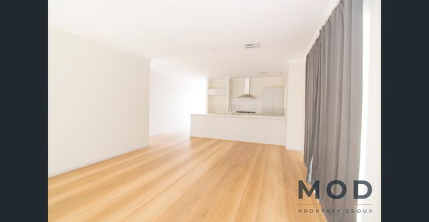 4 x 2 PADBURY HOME IN FANTASTIC LOCATION - Photo 1