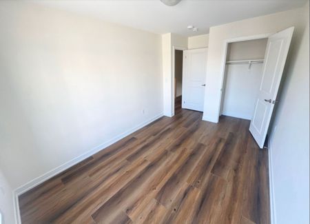 For Lease - 1695 Dersan Street, Pickering, Ontario - Photo 4