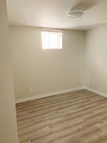 For Lease - 38 Grover Hill Bsmt Avenue, Richmond Hill, Ontario - Photo 5