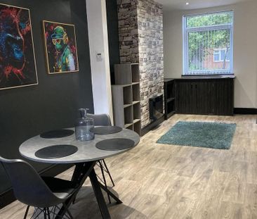 2 bedroom house to rent - Photo 3