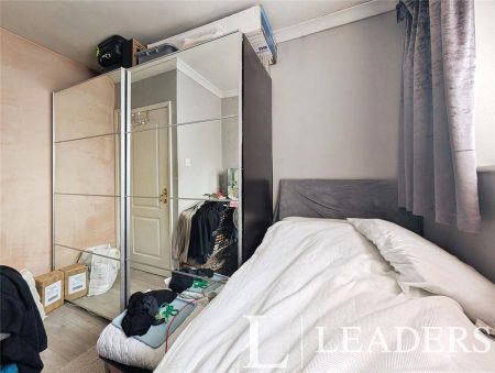 1 bedroom property to rent Northbrooks, Harlow, Essex, CM19 - Photo 2