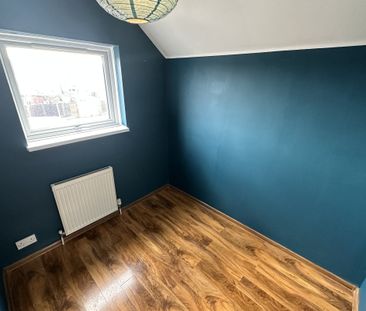 Dickens Avenue, GREAT YARMOUTH - Photo 3