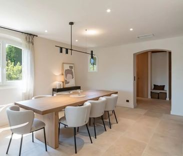 Maison à louer Valbonne - Village, Cote d'Azur, France10 000 EUR / ... - Photo 1