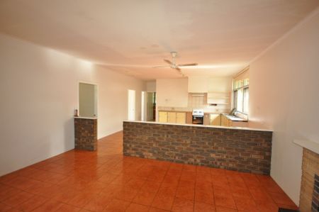 COTTAGE IN PRIME LOCATION - Photo 3