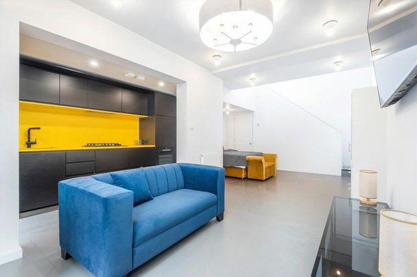 Boscombe Road, Shepherds Bush, W12 - Photo 1