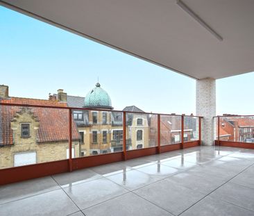 INSTAPKLAAR EEN SLAAPKAMER APPARTEMENT MET PARKEERPLAATS EN BERGING - Photo 6