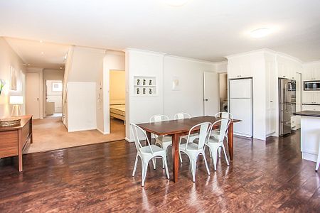 6/9 Wakeford Street, Orange. - Photo 3