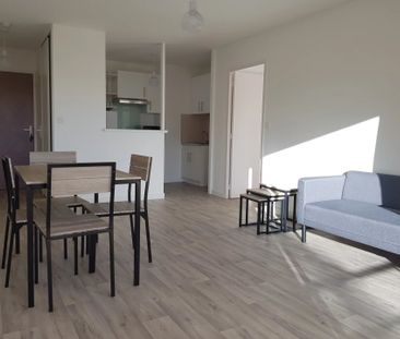 Location Appartement 2 pièces 38m² LA ROCHELLE 17000 - Photo 1