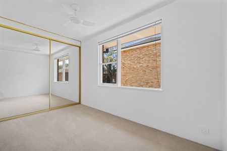 Moments From The Beach - Photo 2