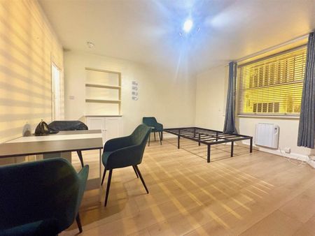 Westbourne Terrace, London - Photo 3