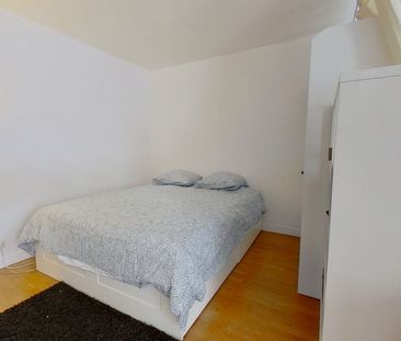 Location Appartement 1 pièce 37m² - Photo 3