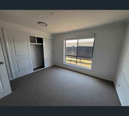 28/5 Evergreen Way, Tamworth, NSW 2340 - Photo 3