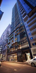 Two Bedroom Apartment in the heart of Melbourne CBD - Photo 4