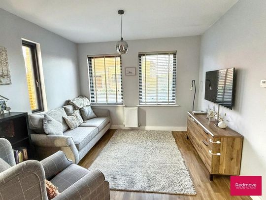 3 bedroom detached house to rent - Photo 1